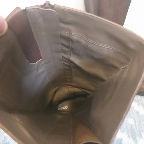 Brown Leather Riding Boots - Picture 4 of 8